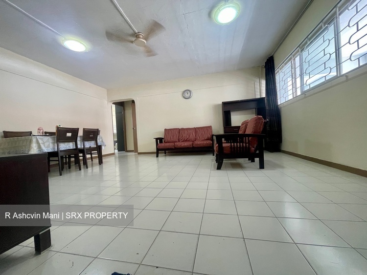Hougang Avenue 5 thumbnail photo